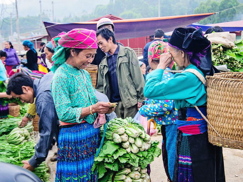 cho-phien-dong-van-cho-phien-vung-cao