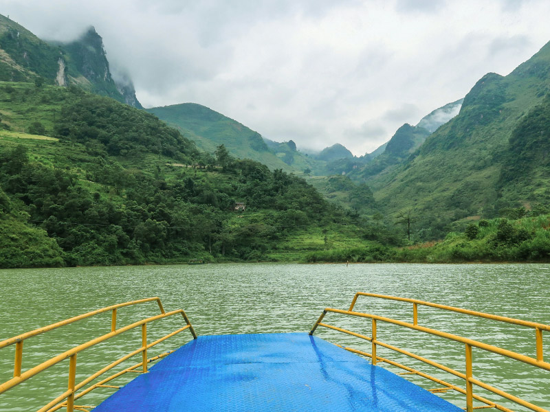 dao-thuyen-song-nho-que