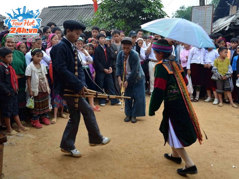 le-hoi-Cho-tinh-khau-vai